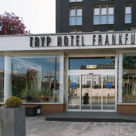 Tryp By Wyndham Frankfurt Hotel Frankfurt pe Main Exterior foto