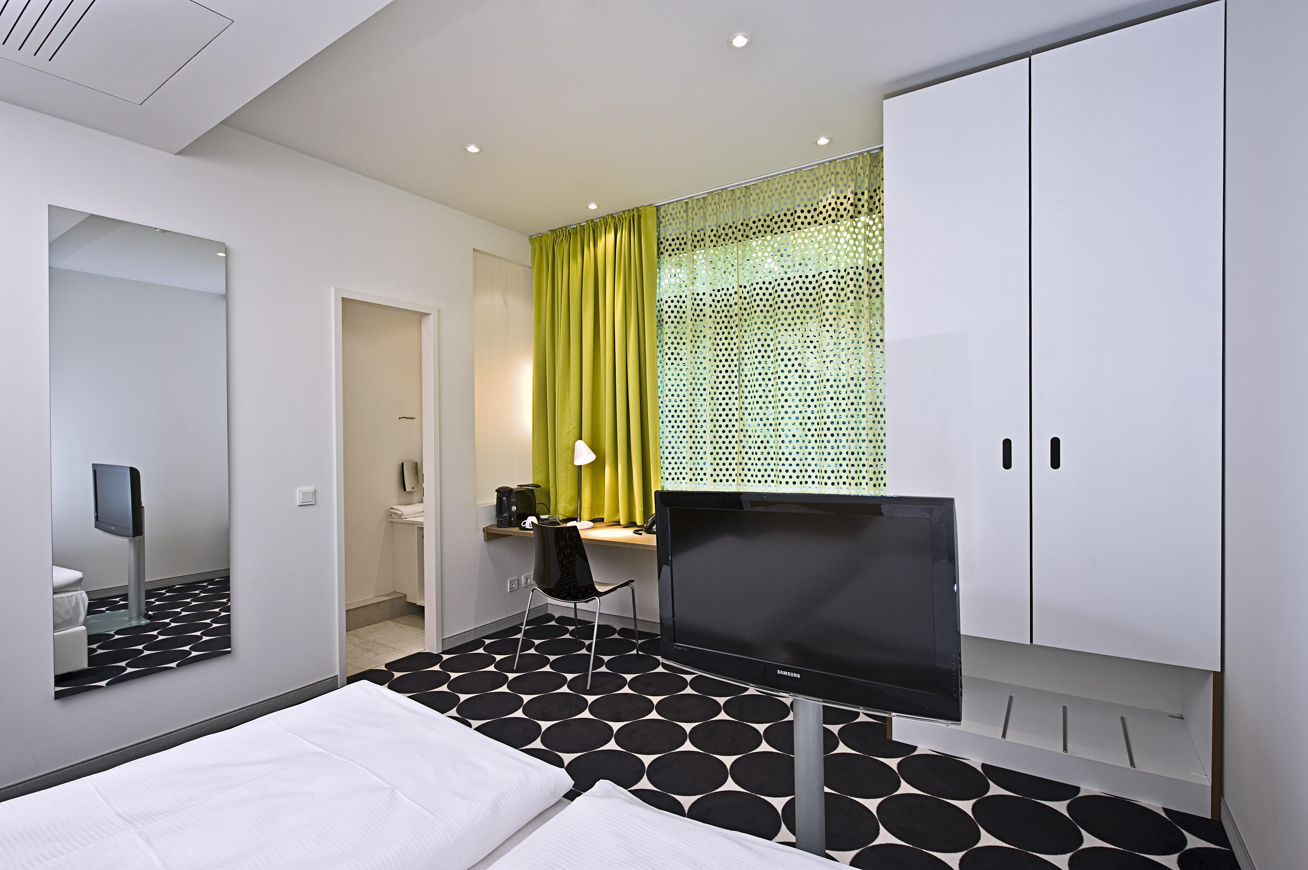 Tryp By Wyndham Frankfurt Hotel Frankfurt pe Main Exterior foto